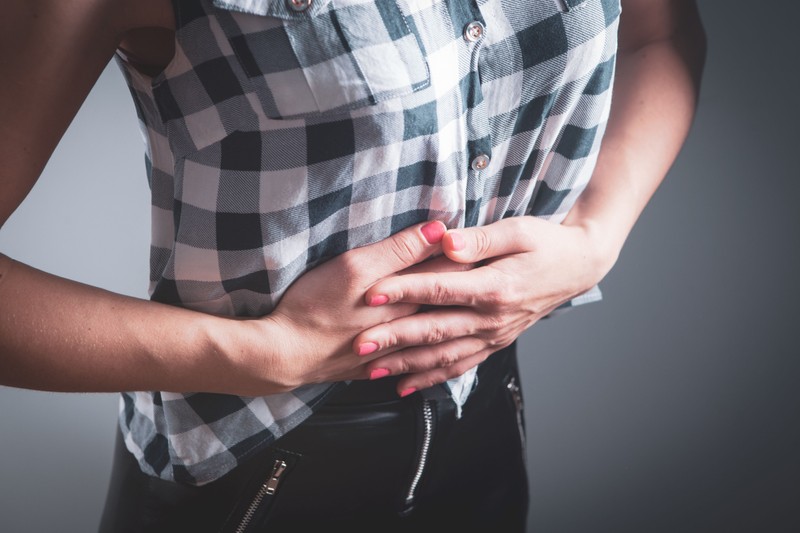 Egy fertőző betegséget is jelezhet a jobb oldali hasi fájdalom és az állandó fáradtság