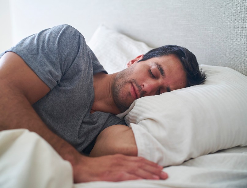 alvás bal jobb oldal