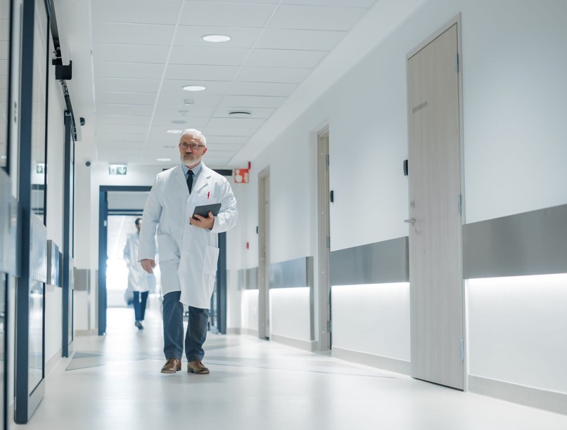 nyugdíj melletti munkavégzés egészségügyi dolgozó