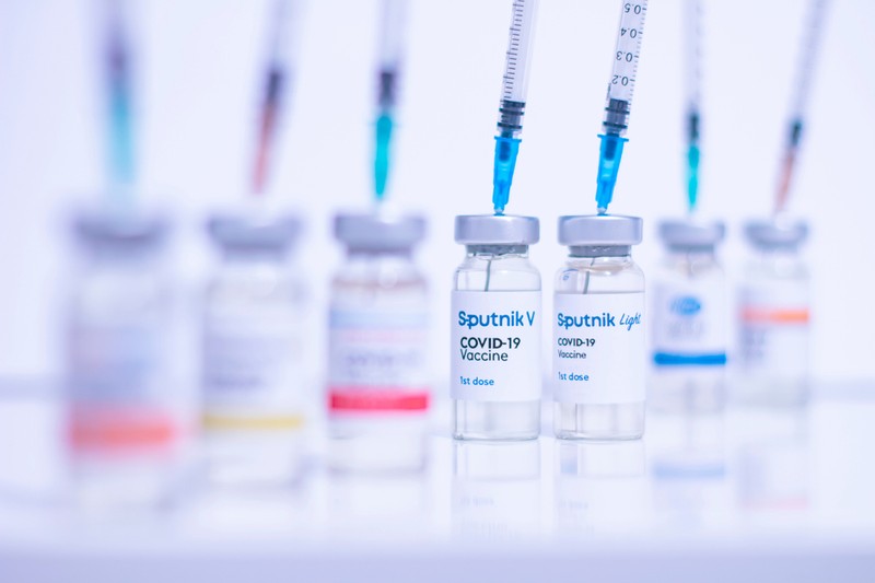 Pfizer, Szputnyik, Sinopharm: ennyien haltak meg az oltás után