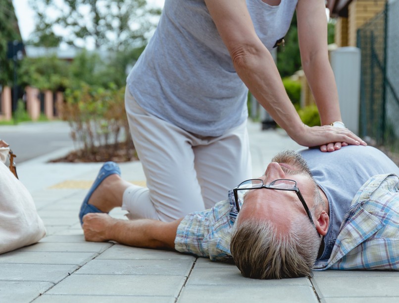 újraélesztés, mentők, fehérvár