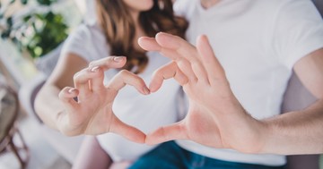 Az öt szeretetnyelv titka: hogyan mentheti meg a párkapcsolatot a Chapman-módszer, és hol hibáznak a legtöbben?