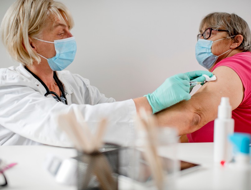 koronavírus pfizer, vakcina, elhízás