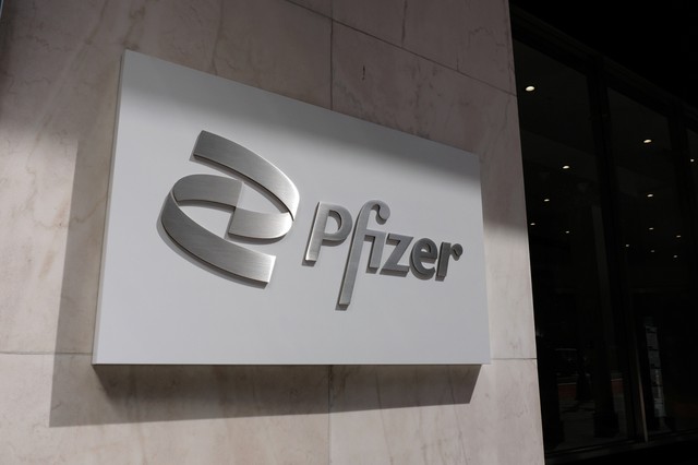 A Pfizer oroszországi leányvállalatának nyereségével segíti Ukrajnát