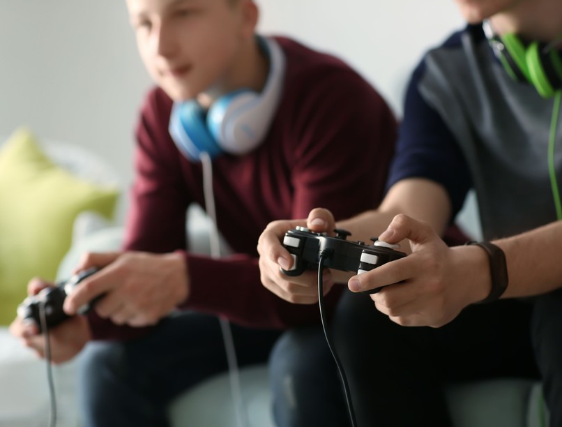 játékfüggő, kérdés, kiderít, gyerek, számítógép