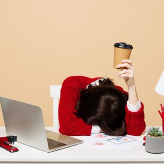 Kimerült? A női szív máshogy jelez: 5 tipp nőknek a szív egészségének megőrzéséhez című cikk nyitóképe