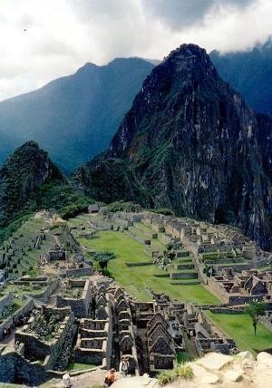 Útlevél, fürdőruha, védőoltás