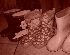 Károsíthatják a gyerekek egészségét a PVC-termékek