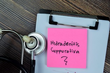 A hidradenitis suppurativa (HS) a szőrtüszők hámszövetéből kiinduló krónikus, gyulladásos betegség; jellemzők rá a testhajlatok bőrében kialakuló, fájdalmas, mélyen ülő, kiújuló, elgennyedő elváltozások.