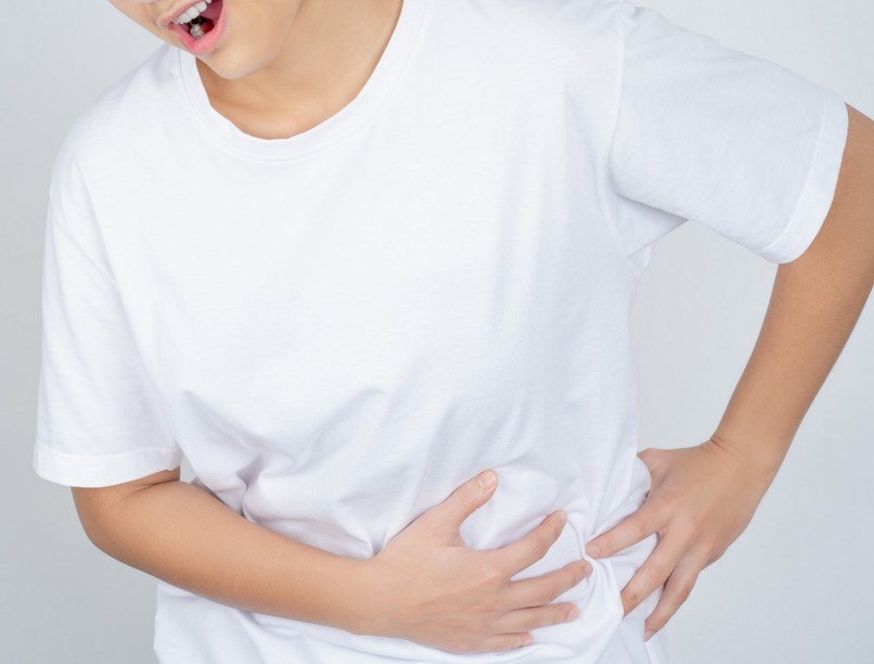 epegyulladás, tünet, hányinger, hányás