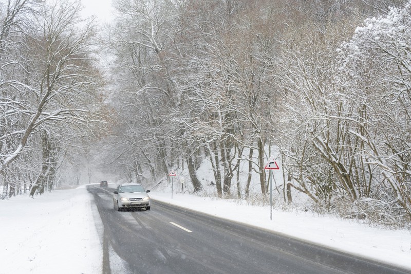 Erre vigyázzon a havas útakon - figyelmeztet a Magyar Közút