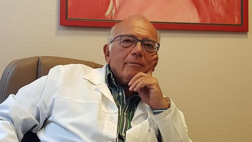 dr. Siklós Pál, szülész-nőgyógyász