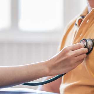 Szívzörej - a légszomjon és a fáradékonyságon túl ezek a tünetek utalhatnak rá című cikk nyitóképe