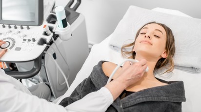 Tireotoxikózis (súlyos pajzsmirigytúlműködés): tünetei, vizsgálata és kezelési lehetőségei című cikk nyitóképe