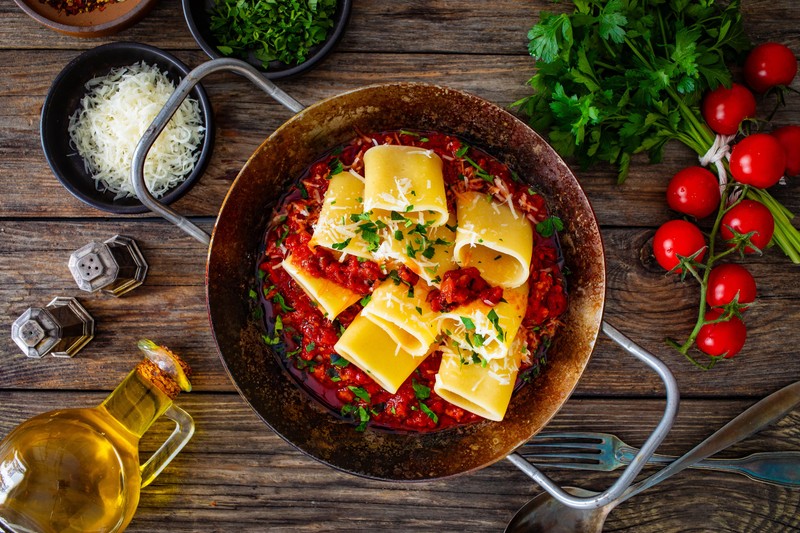 Tapasztalt háziasszonyok sem mind tudják: cukor helyett ezt tegye a paradicsomszószba, ha túl savas lett