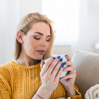 Ezek a legjobb gyógynövények a téli depresszió ellen – természetes segítség a borús hónapokra című cikk nyitóképe