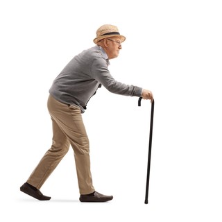 Miért hajlik meg az idősek háta? című cikk nyitóképe