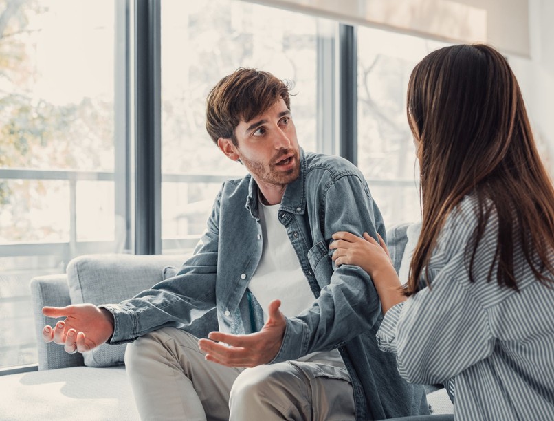 kötődési stílus szorongó elkerülő ambivalens