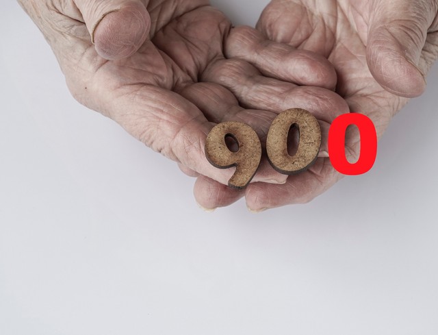 Meddig él az ember? Kirúgták az oroszok az igazgatót, aki szerint 900 évig