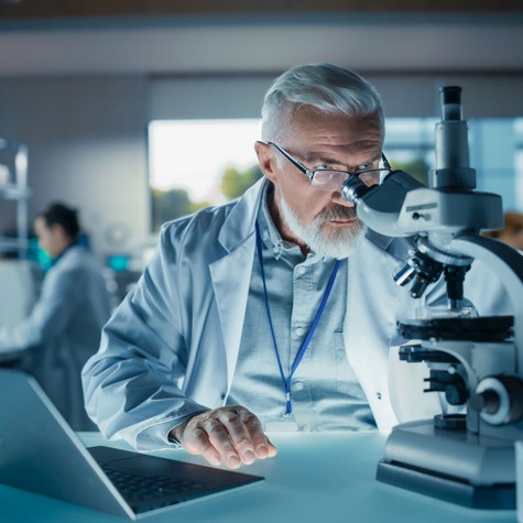 Génmintázatok alapján diagnosztizálnak bőrbetegségeket az SZTE-n című cikk nyitóképe