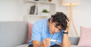  Pozitív lett egy 18 éves fiú terhességi tesztje – és ez mentette meg az életét! 