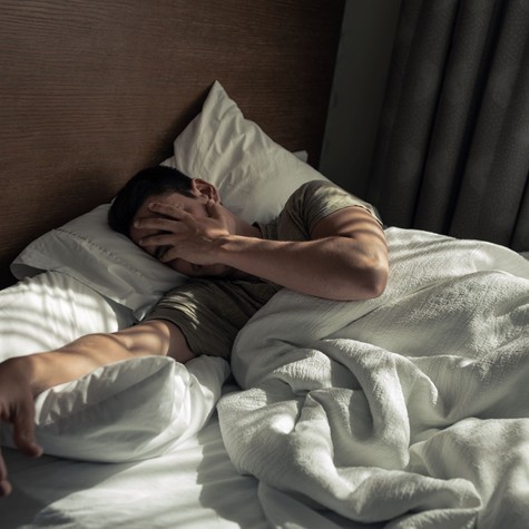 Ez a téli szokás egészségesnek tűnik – ám valójában megnehezíti az alvást című cikk nyitóképe