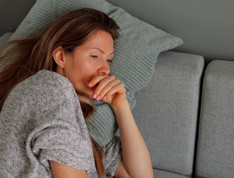 szívinfarktus nők korai tünet hátfájás, hányinger