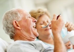 Az időseket ritkán küldik szakrendelésre!