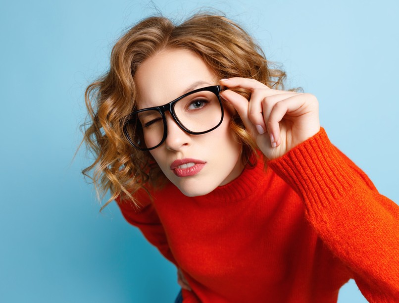 lataszavar-hormonalis-valtozasok-hatasa-a-szemre-terhesseg-menopauza
