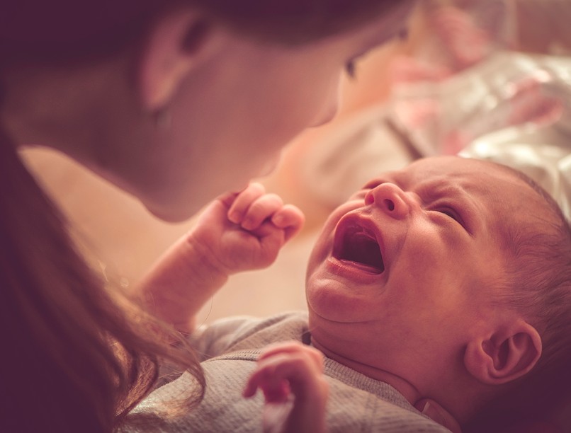 A kólika sok szendvedést okozhat a kisbabáknak