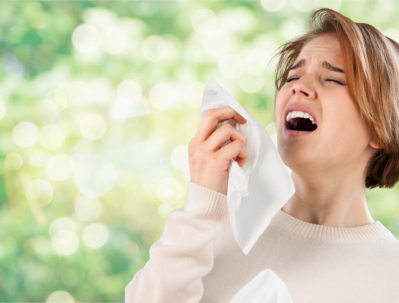 tüsszentés oka fénybe napba nézés után ACHOO szindróma