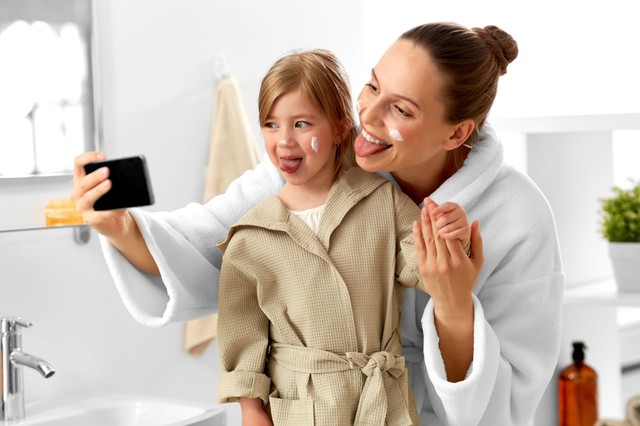 Mit árul el a nyelv színe, vagy formája? Többek között ezért nézi meg alapból az orvos is!