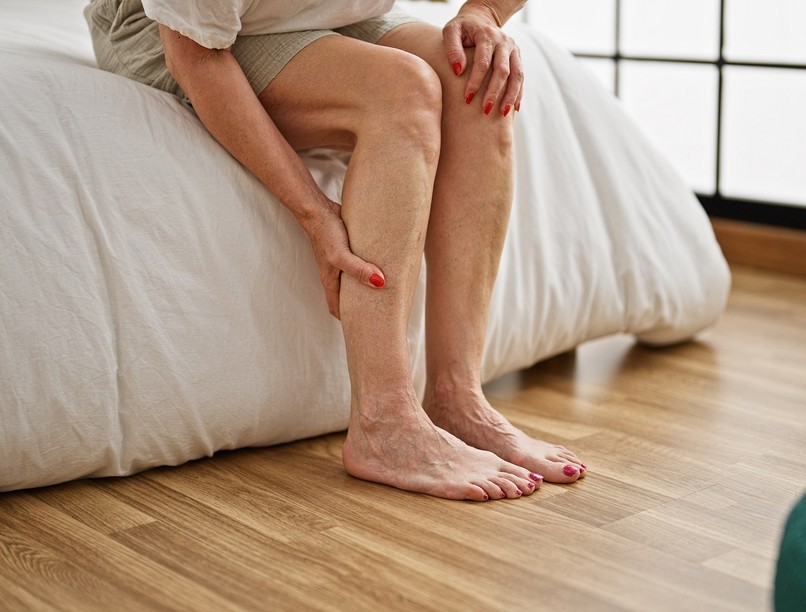 vénás fekély tünet előjel nehézláb érzés