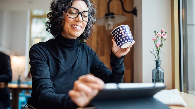 Multifokális szemüveg: Hogy észrevegyük a részleteket, bármilyen távolságra is legyenek!