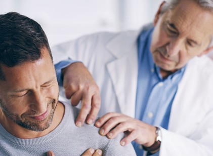 Ez állhat a vállfájdalom hátterében: gyógytornász segít feltárni az okokat, megoldásokat című cikk nyitóképe