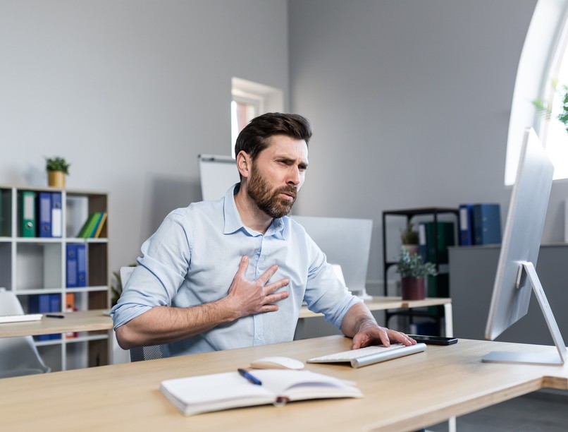 teljes szívblokk jelei tünetei mellkasi fájdalom