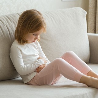 Tömeges rosszullét Budapesten: mit tehet a szülő, ha a gyermeke is érintett? című cikk nyitóképe