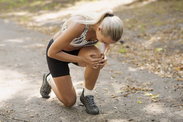 Keresztszalag szakadás: elkerülhető a műtét, ha ezt betartja