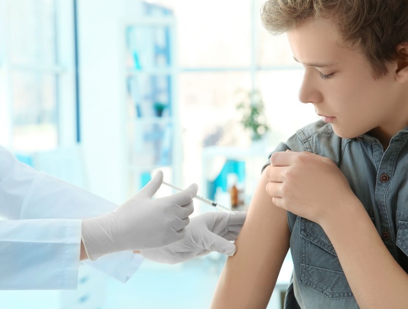 HPV oltás miért fontos fiúk számára