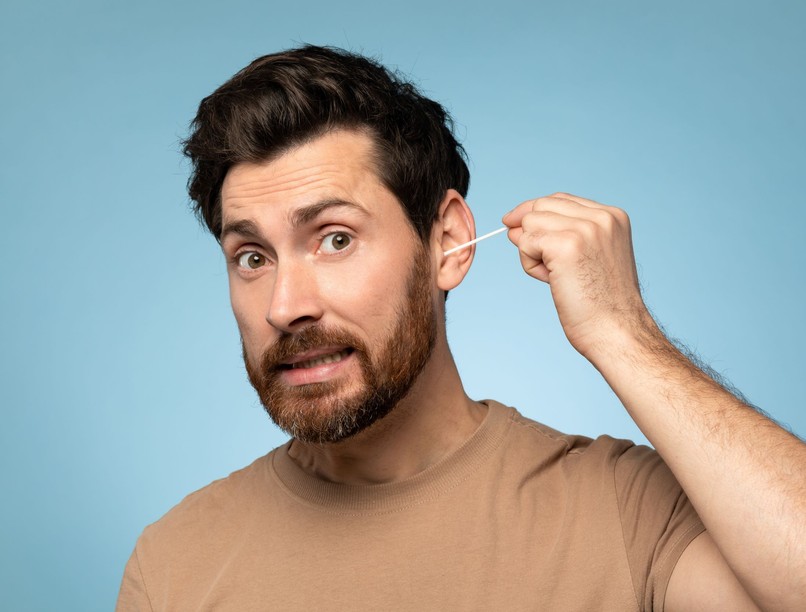 fülfolyás fülzsír mitől van normális