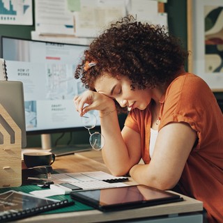 Folyton fáradt, és gyakran puffad? Így jelez a vastagbélrák a korai szakaszban című cikk nyitóképe