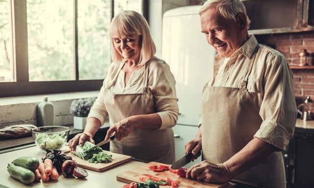 Ezért kell a nőknek egészen máshogy étkezni, mint a férfiaknak