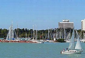 Már zajlik: hatnapos ultramaraton a Balatonnál!