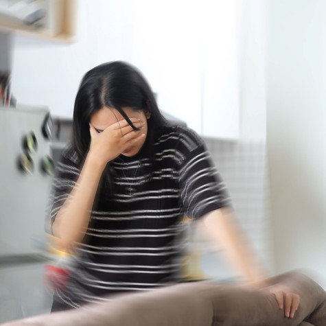 Szédülés: a fül, az idegrendszer vagy a keringés jelez? Így különböztetheti meg a valóban fontos jeleket című cikk nyitóképe