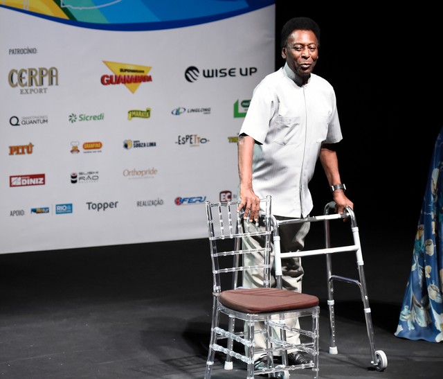 Emiatt a daganatos betegség miatt operálták meg Pelét