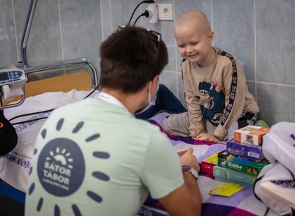 Gyerekek, akik kórházban töltik a karácsonyt című cikk nyitóképe