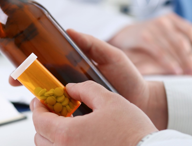 alkohol ivás, hatása, gyógyszer mellett