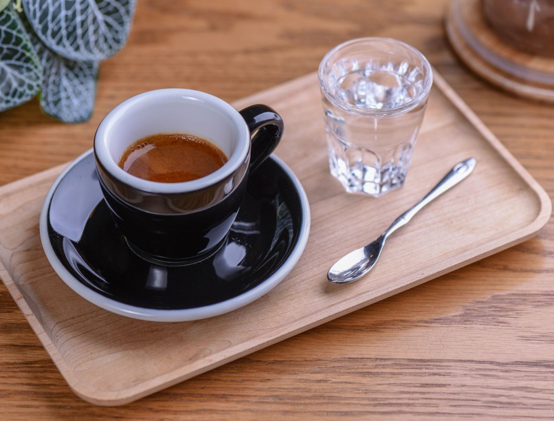 shutterstock 123mennyi vízet kell inni kánikula hőség kiszáradás tünetei0629224