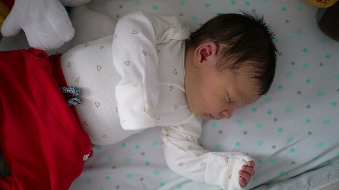 Meddig áll fenn a bölcsőhalál kockázata a babáknál? Az orvos válaszol című cikk nyitóképe