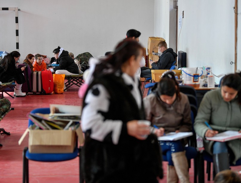 Ukrajna, menekült, háború, koronavírus